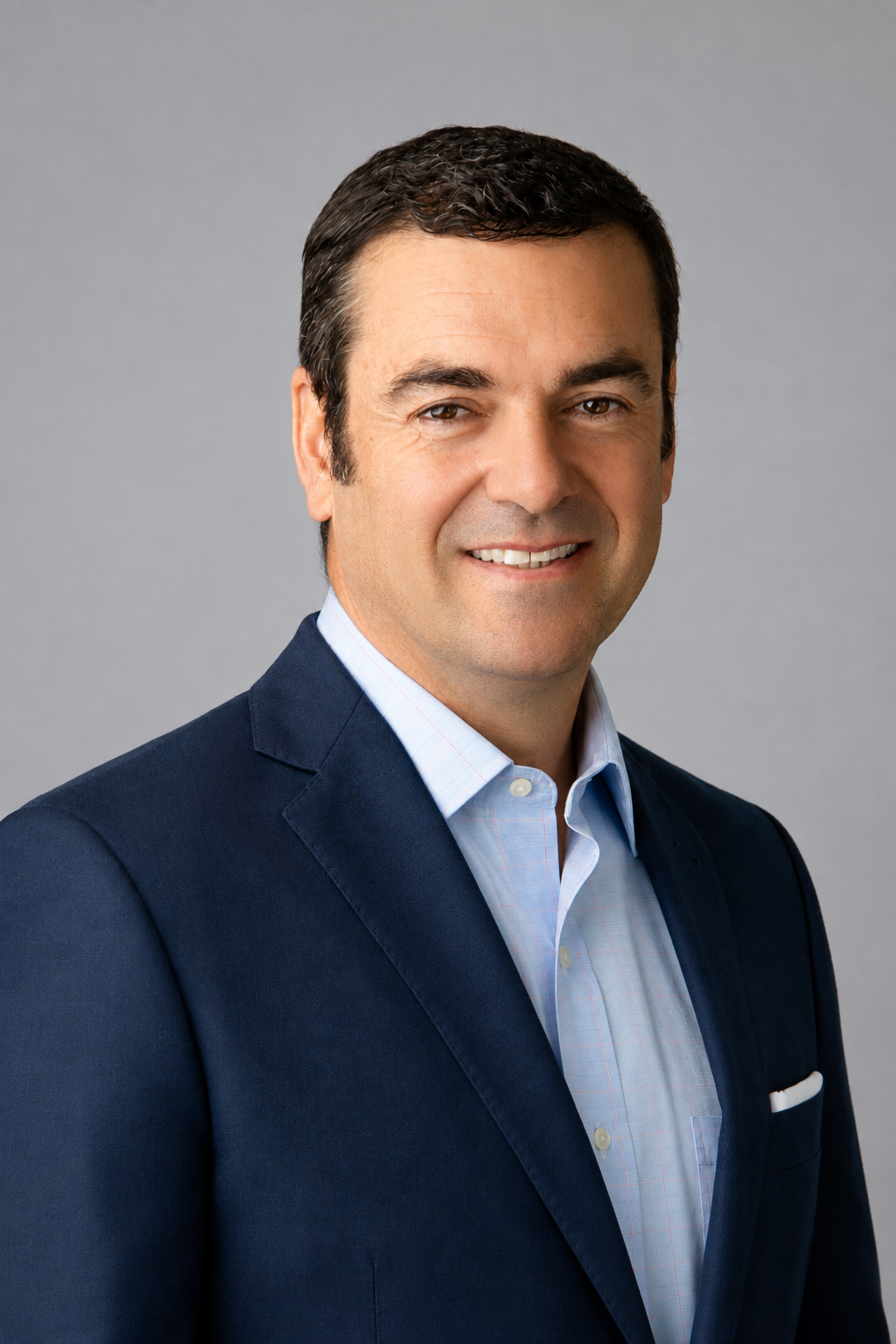 ALFREDO SOLAR