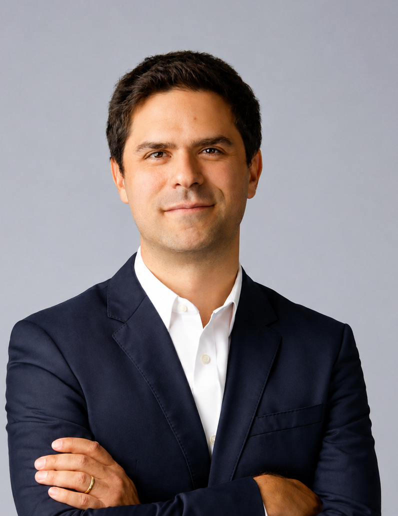 CAMILO SERRANO
